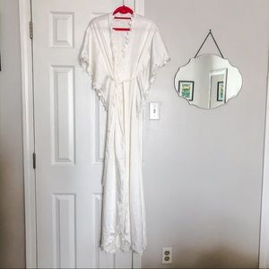 Maxi White Bridal Robe